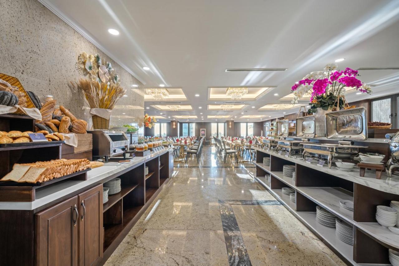 Golden Lotus Luxury Hotel Danang - Complimentary Daily Afternoon Tea Exterior photo