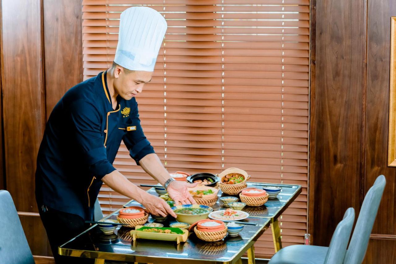 Golden Lotus Luxury Hotel Danang - Complimentary Daily Afternoon Tea Exterior photo