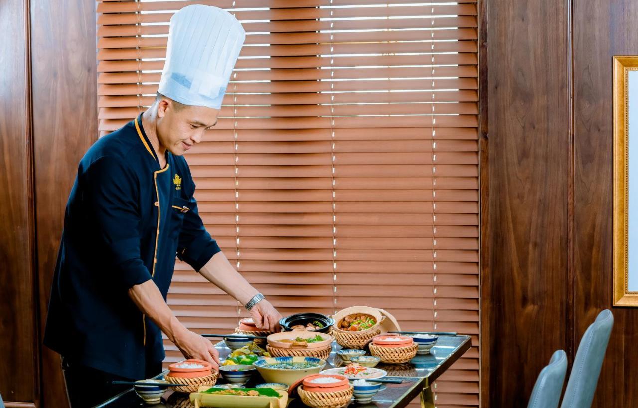 Golden Lotus Luxury Hotel Danang - Complimentary Daily Afternoon Tea Exterior photo