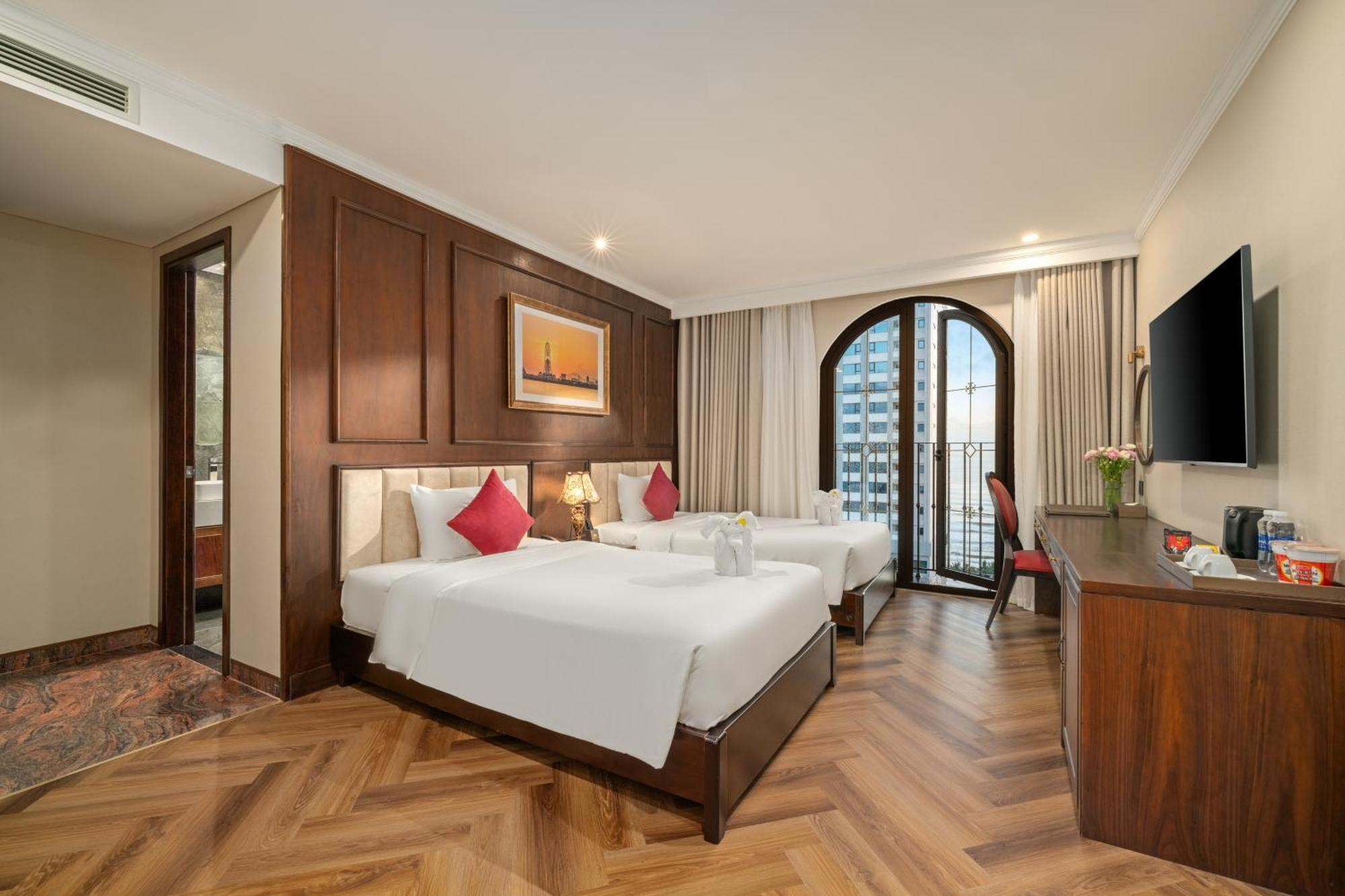 Golden Lotus Luxury Hotel Danang - Complimentary Daily Afternoon Tea Exterior photo