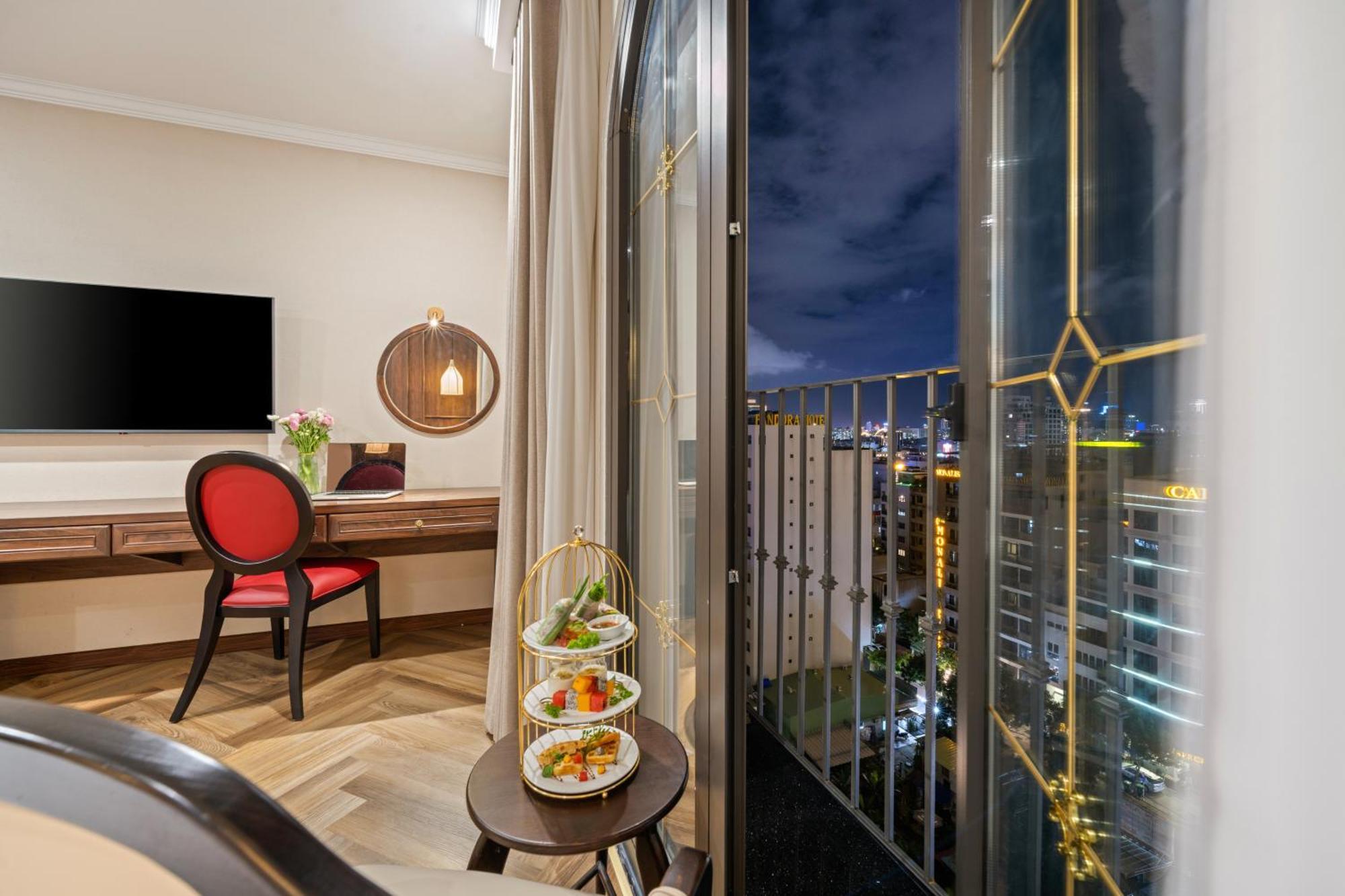 Golden Lotus Luxury Hotel Danang - Complimentary Daily Afternoon Tea Exterior photo